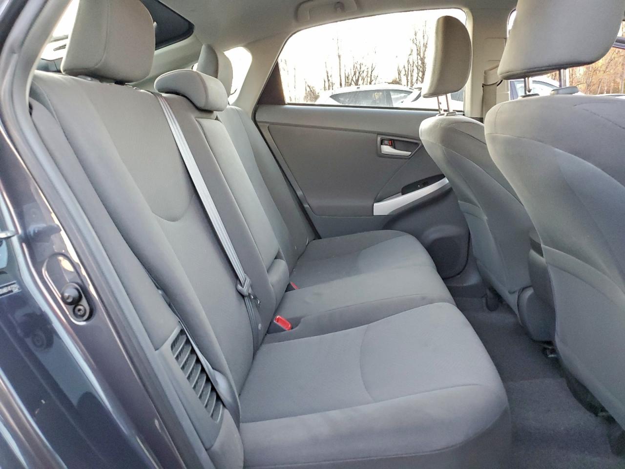 2011 TOYOTA PRIUS photo 10