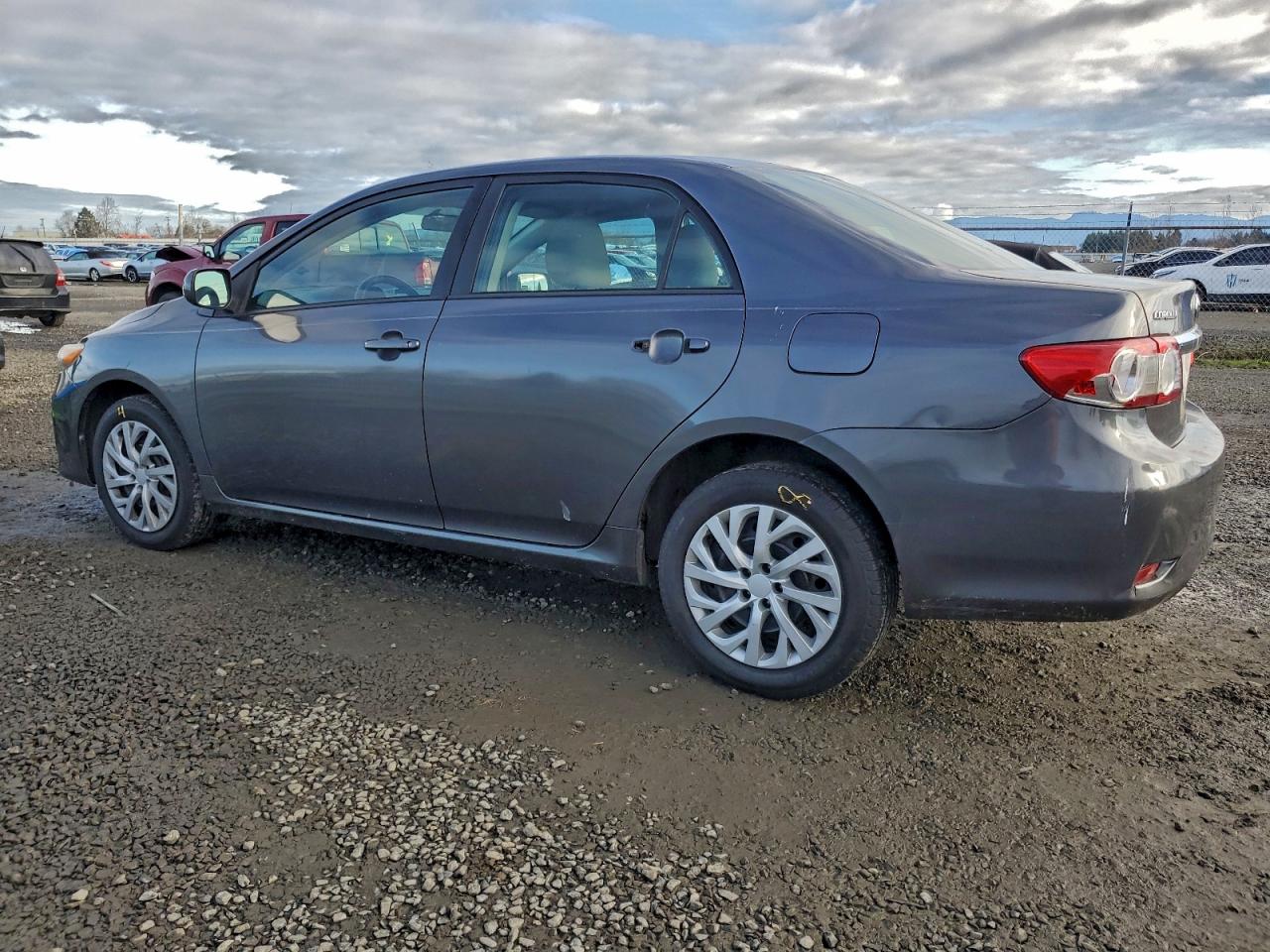 2012 TOYOTA COROLLA BASE photo 2