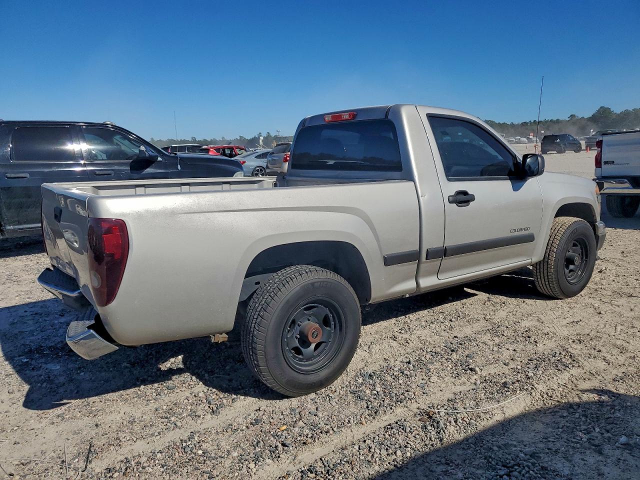 2005 CHEVROLET COLORADO photo 3