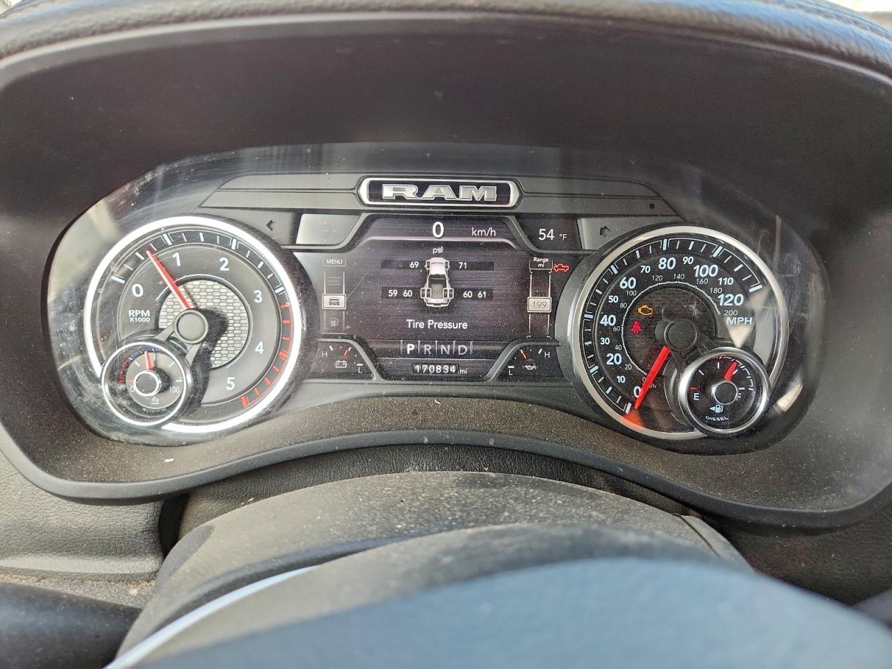 2019 RAM 3500 LARAMIE photo 9