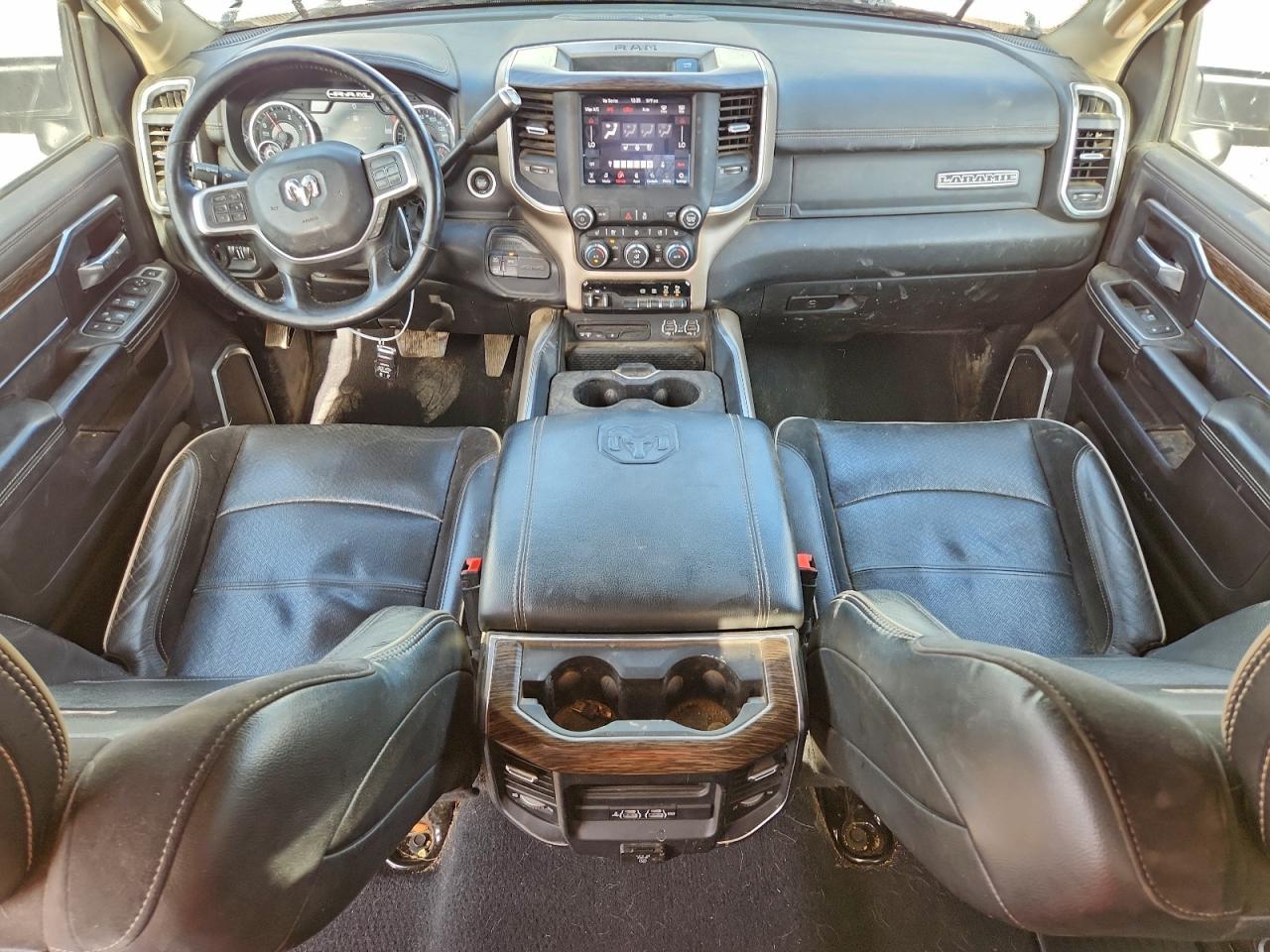 2019 RAM 3500 LARAMIE photo 8