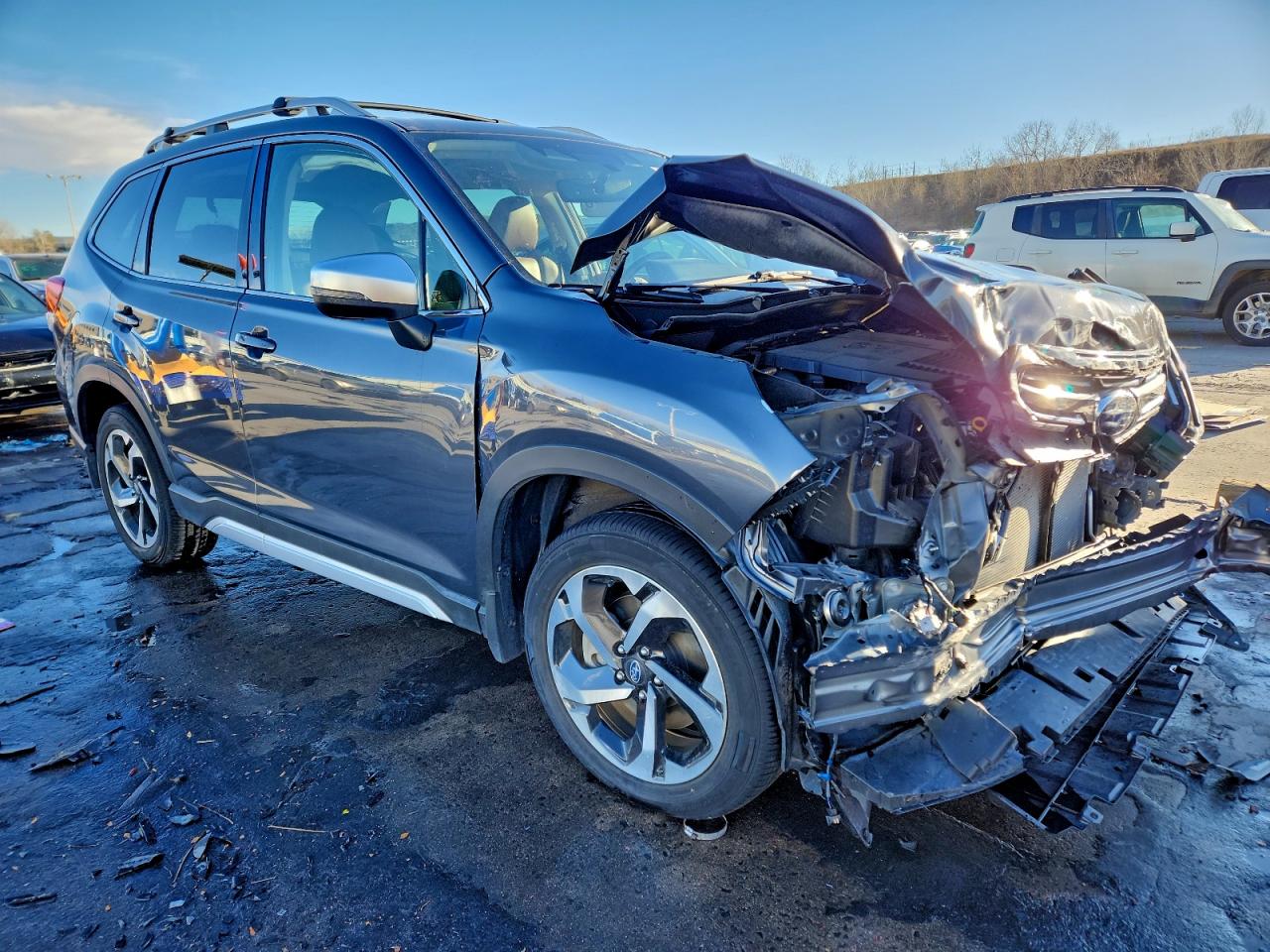 2022 SUBARU FORESTER TOURING photo 4