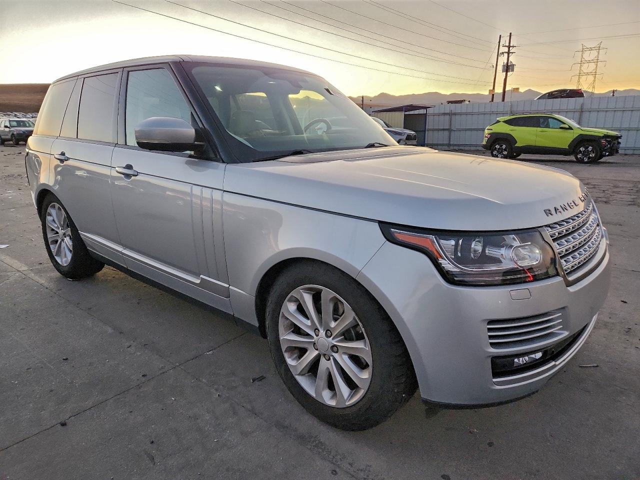 2014 LAND ROVER RANGE ROVER HSE photo 4