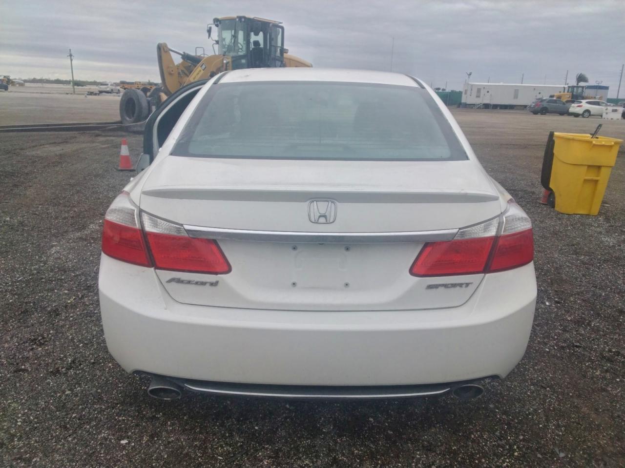 2015 HONDA ACCORD SPORT photo 6