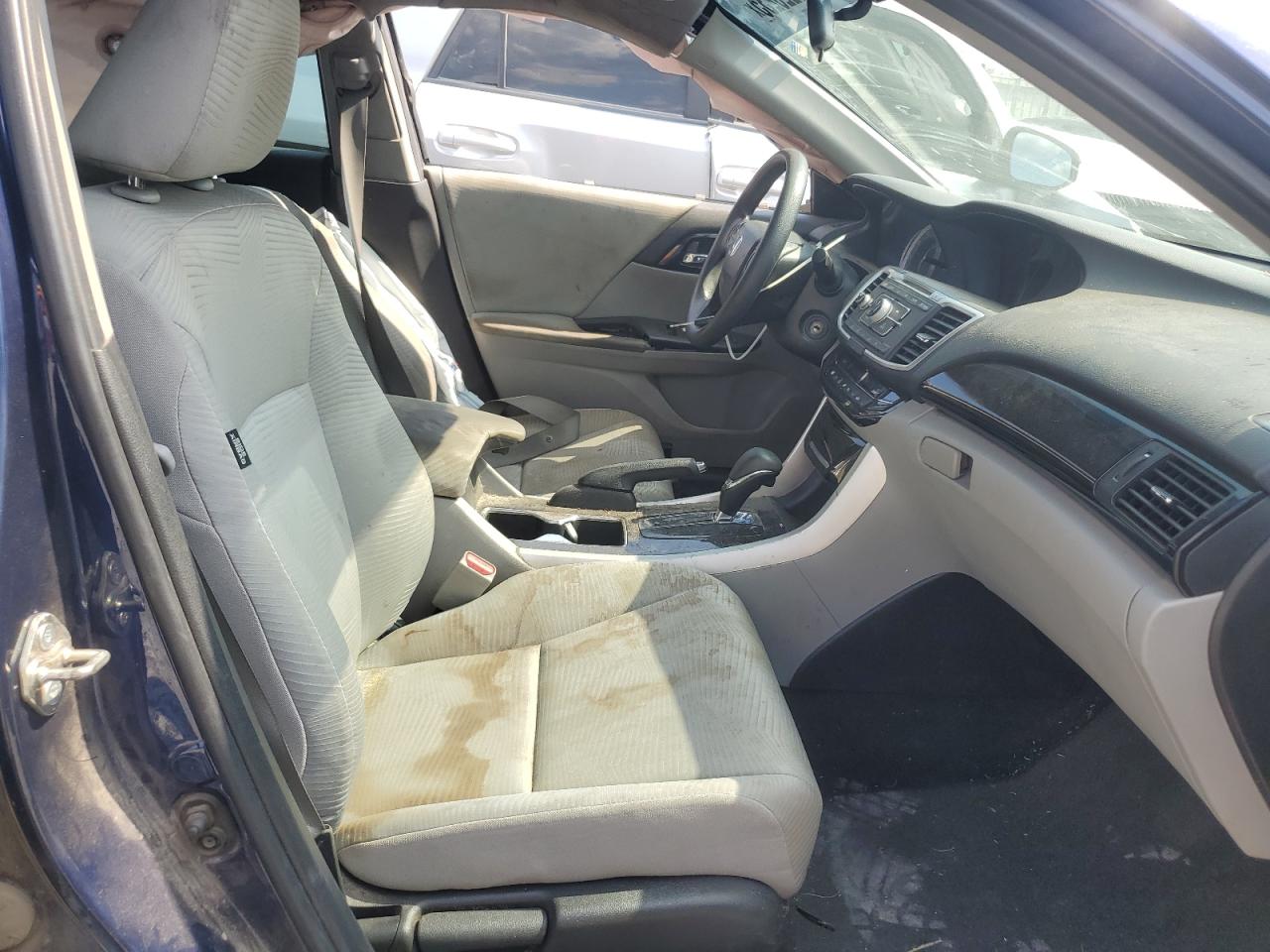 2016 HONDA ACCORD LX photo 7