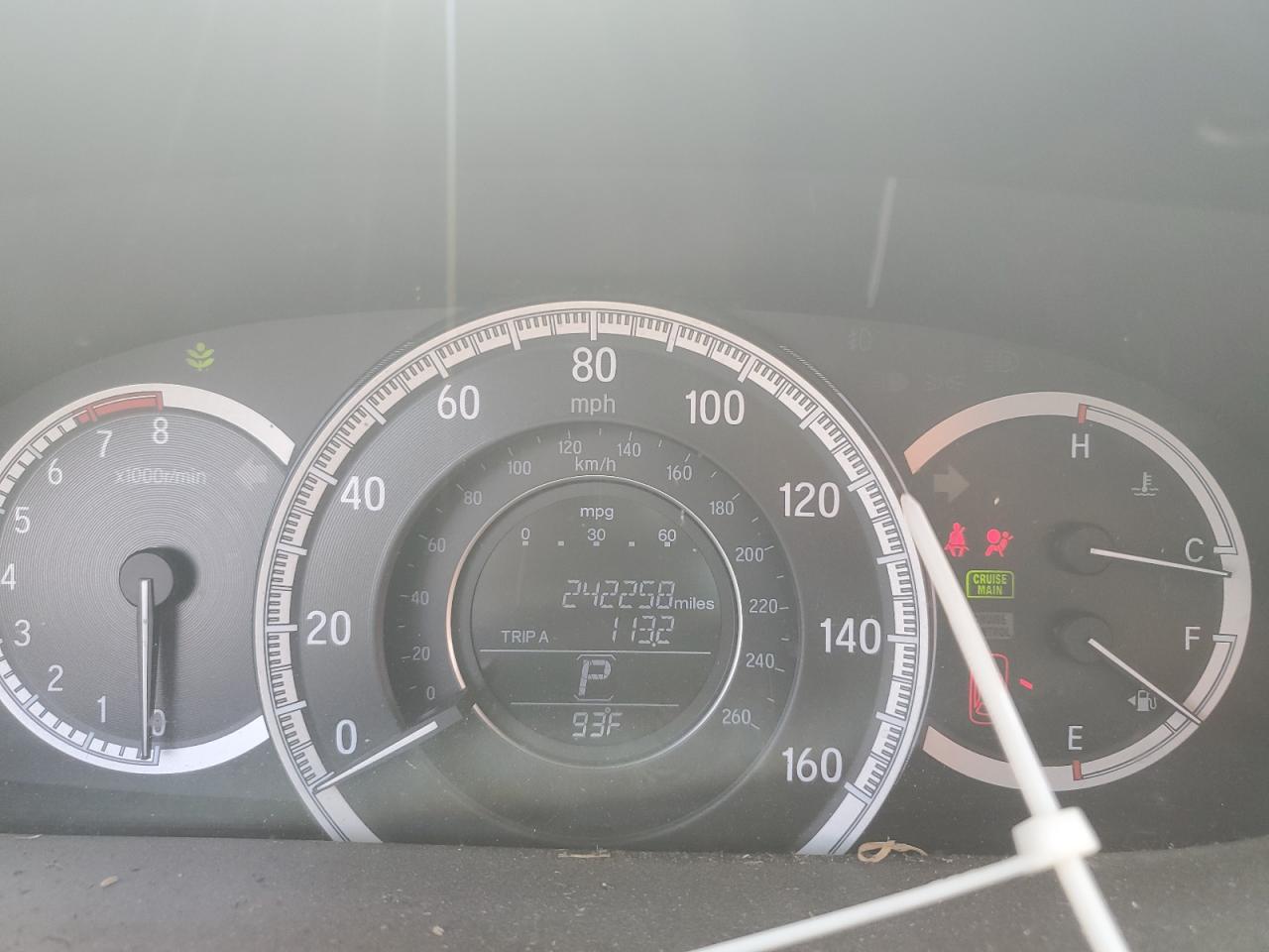 2016 HONDA ACCORD LX photo 9