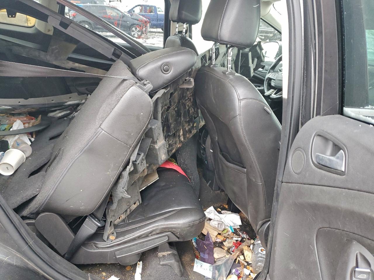 2017 FORD ESCAPE TITANIUM photo 11