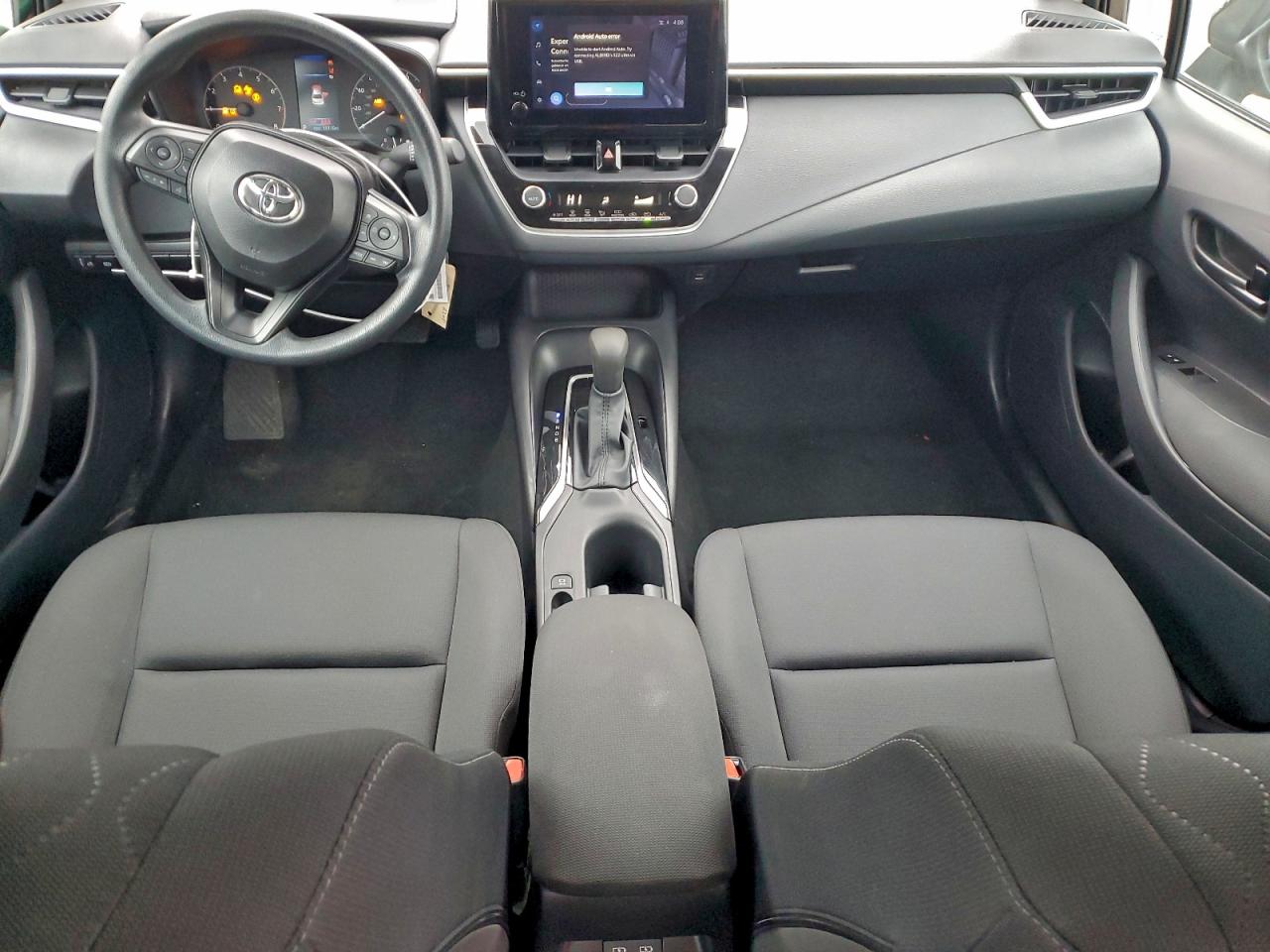 2025 TOYOTA COROLLA LE photo 8