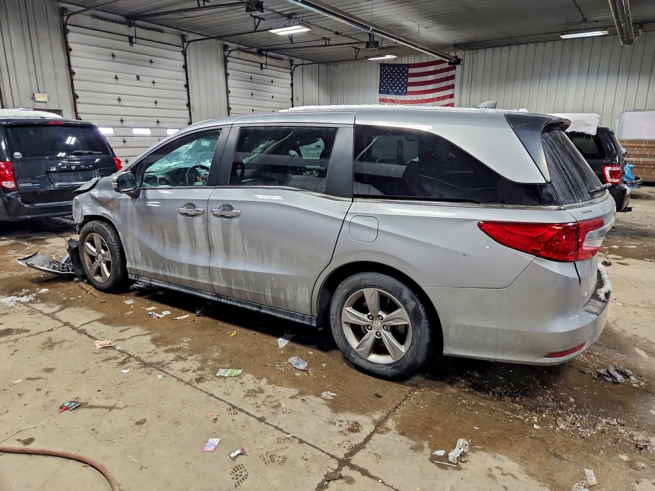 2019 HONDA ODYSSEY EX photo 2