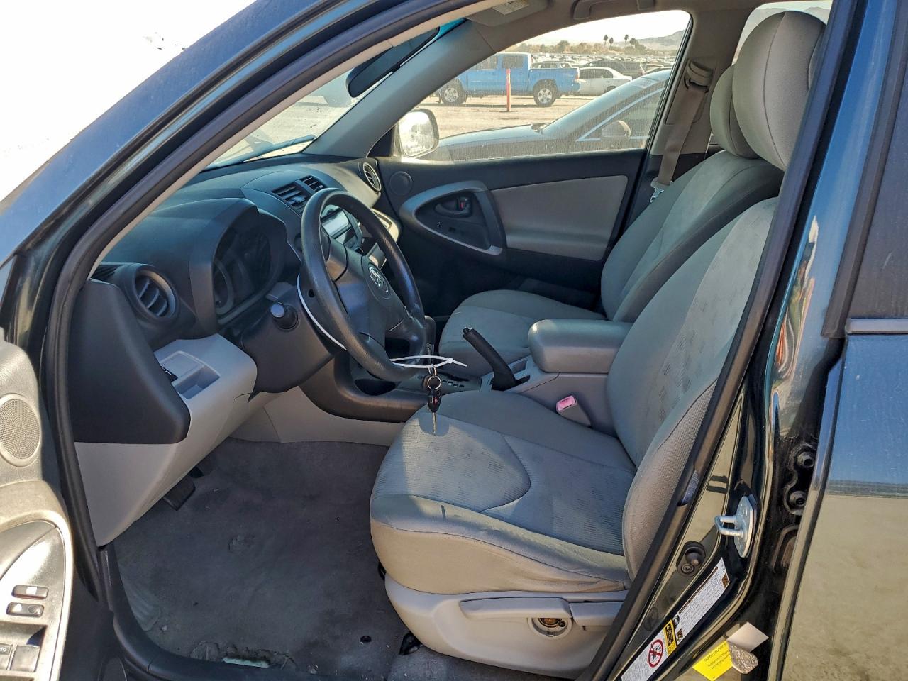2009 TOYOTA RAV4 photo 7