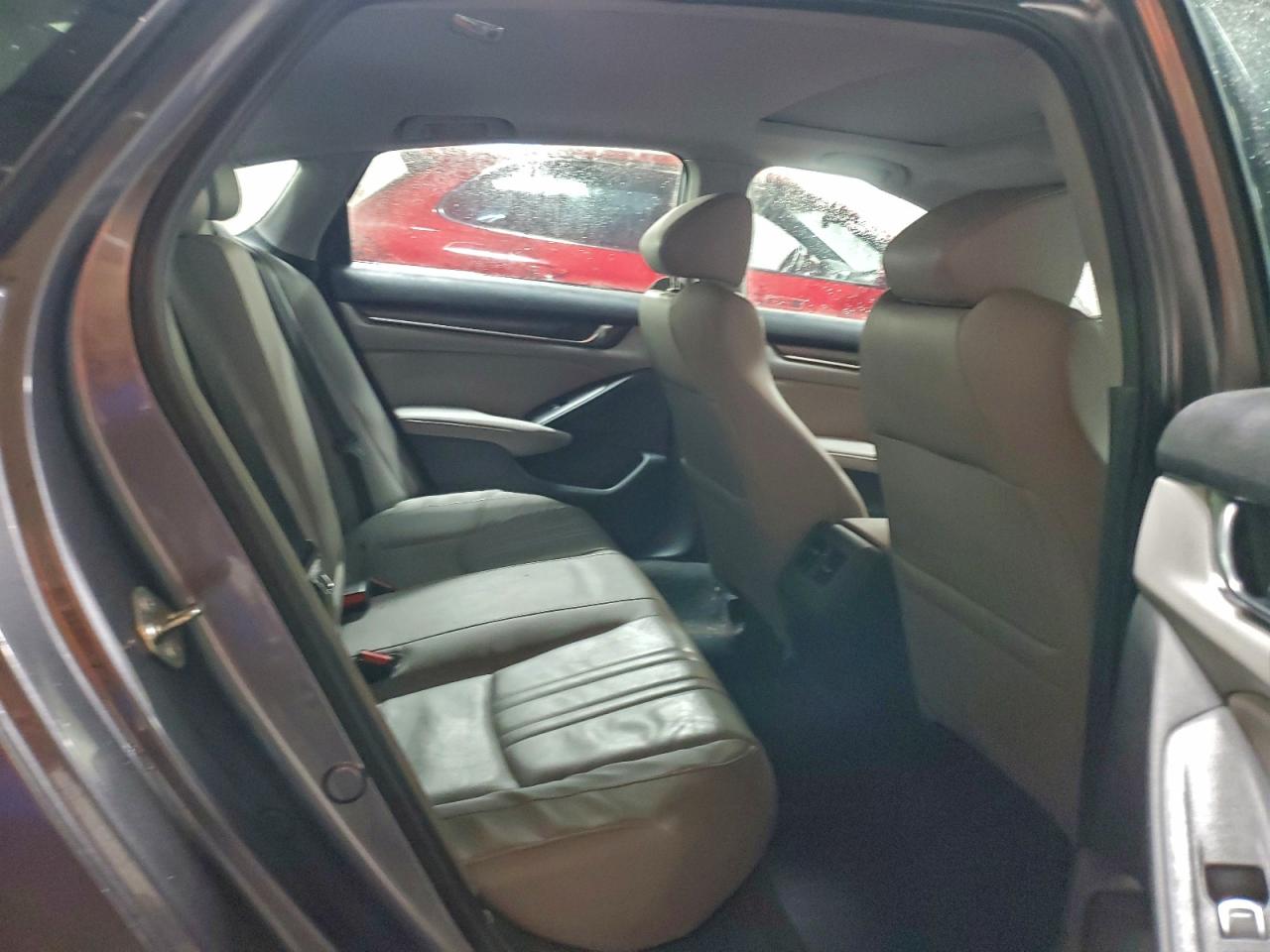 2018 HONDA ACCORD EXL photo 10