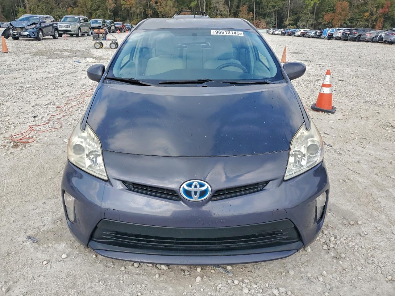 2015 TOYOTA PRIUS photo 5