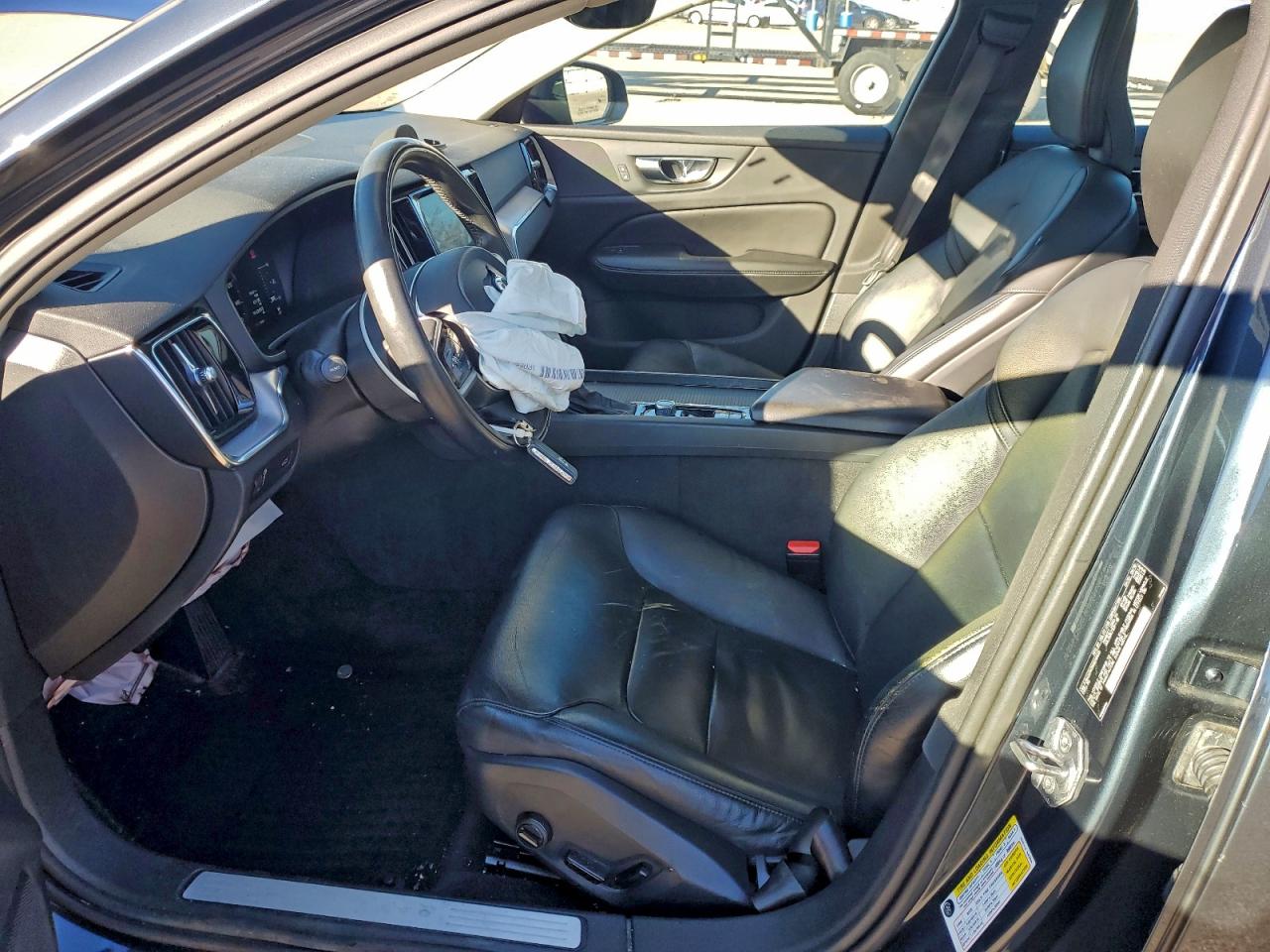 2019 VOLVO S60 T6 MOMENTUM photo 7