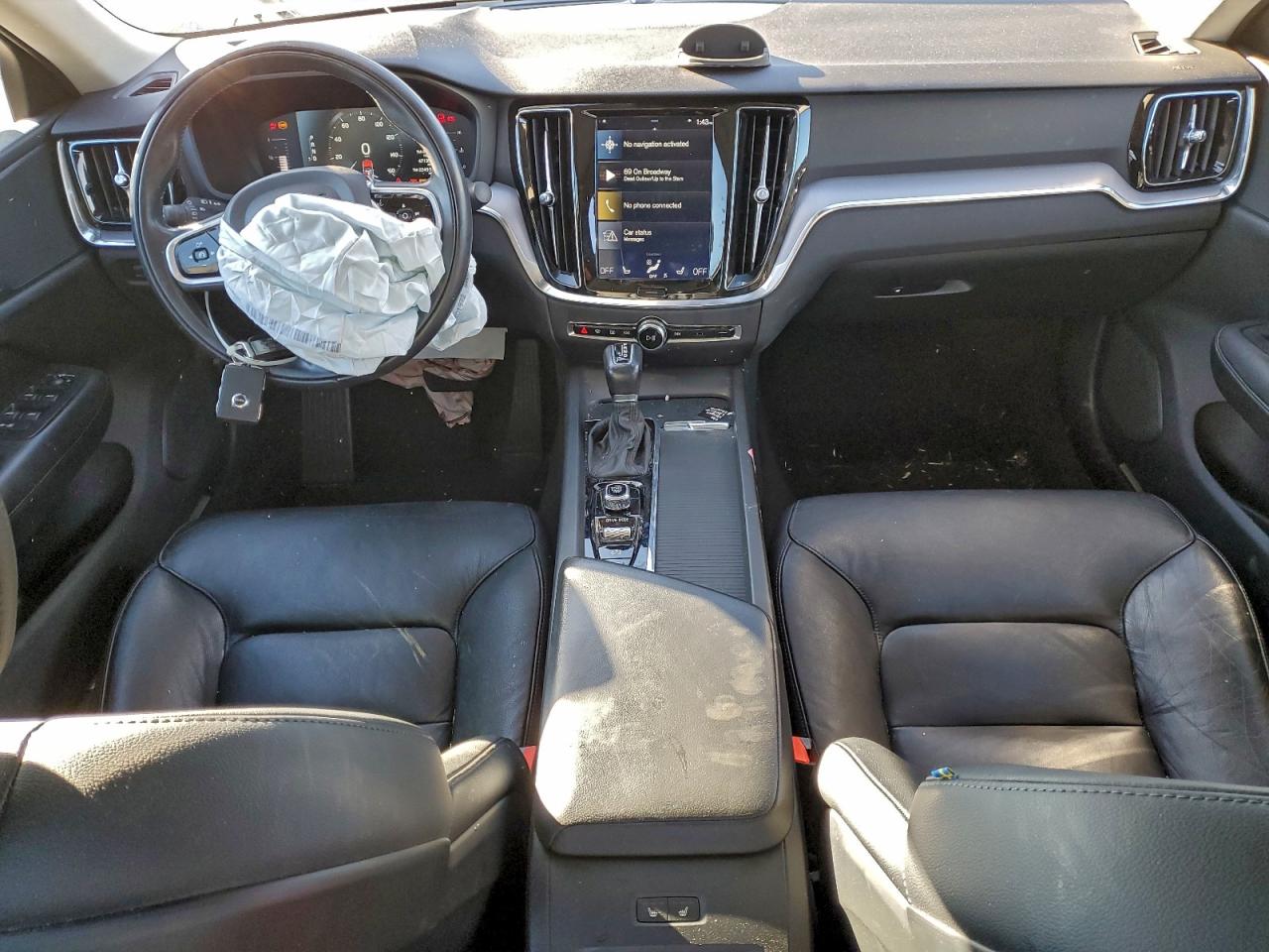 2019 VOLVO S60 T6 MOMENTUM photo 8