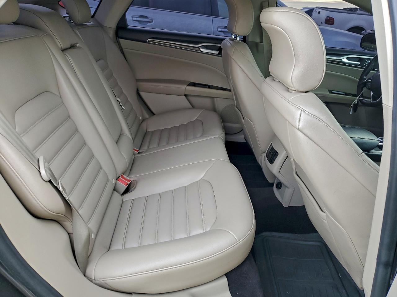 2019 FORD FUSION SEL photo 10