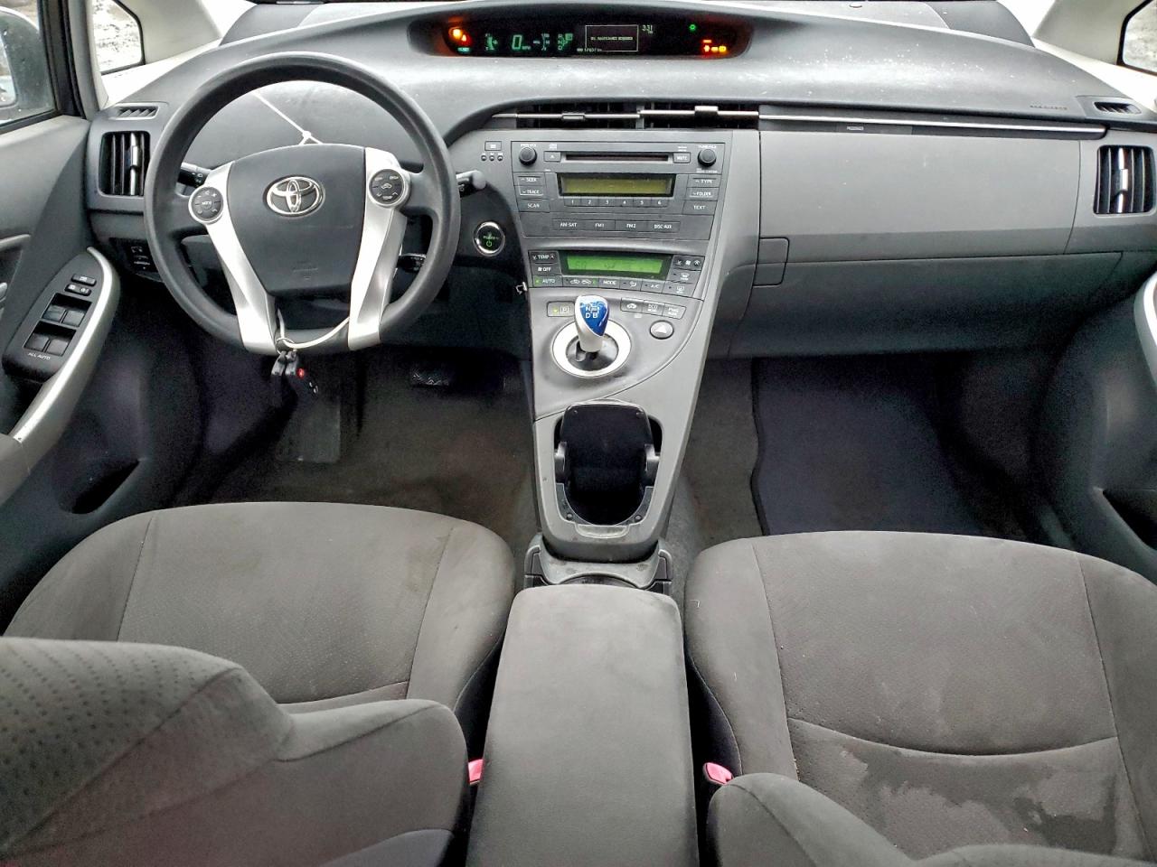 2011 TOYOTA PRIUS photo 8