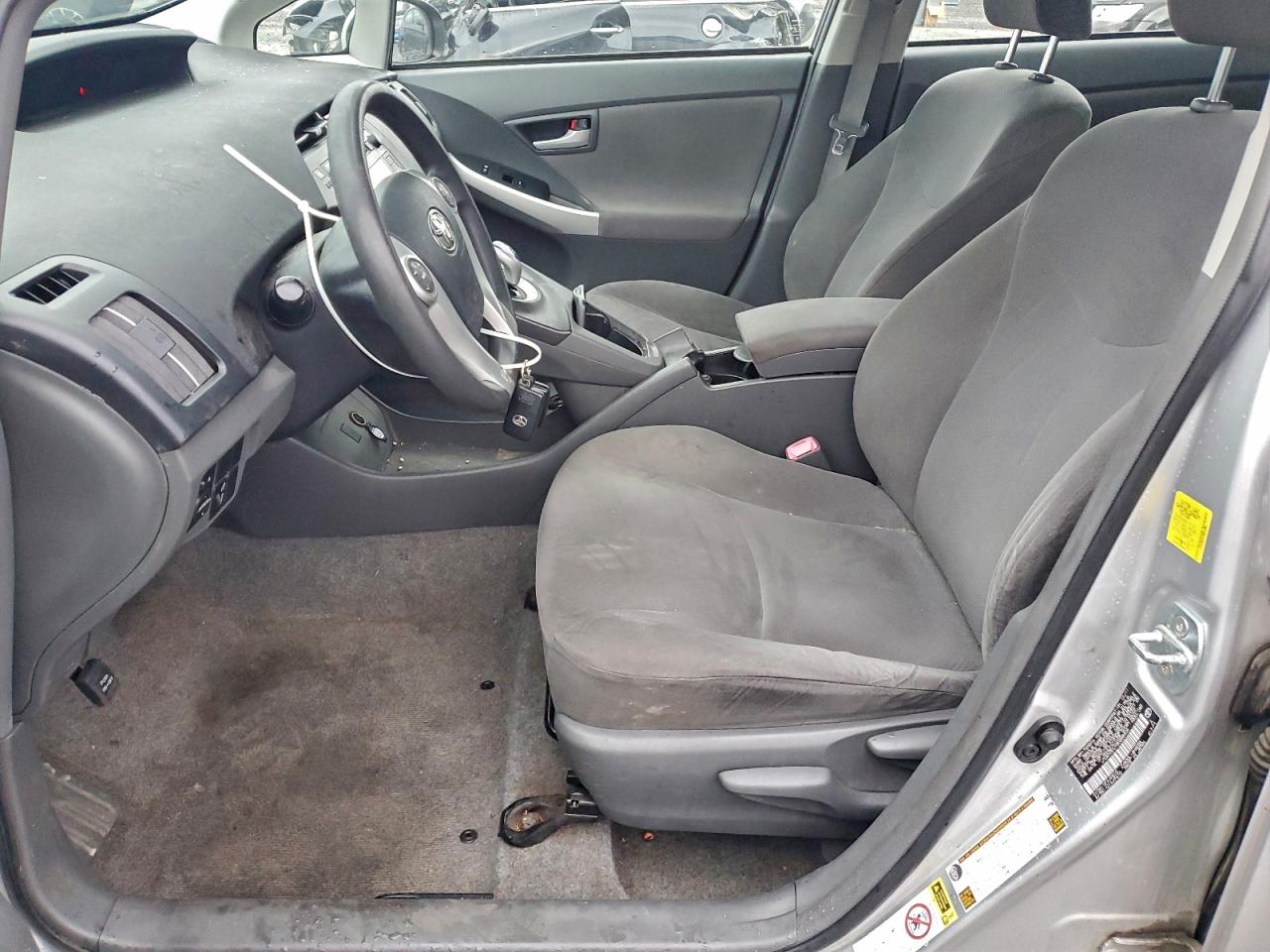 2011 TOYOTA PRIUS photo 7