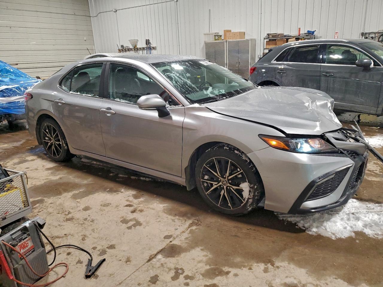 2024 TOYOTA CAMRY SE NIGHT SHADE photo 4