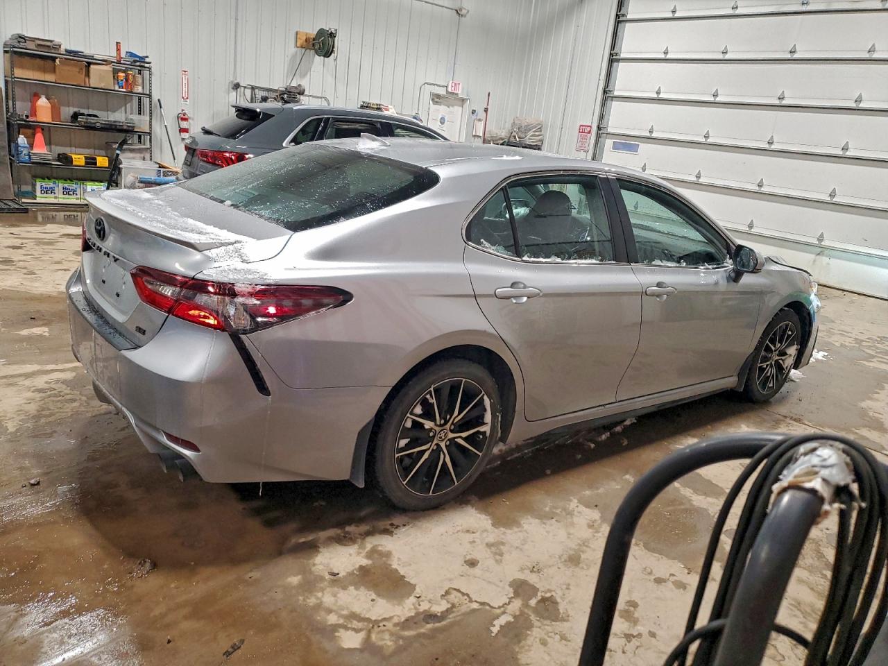 2024 TOYOTA CAMRY SE NIGHT SHADE photo 3