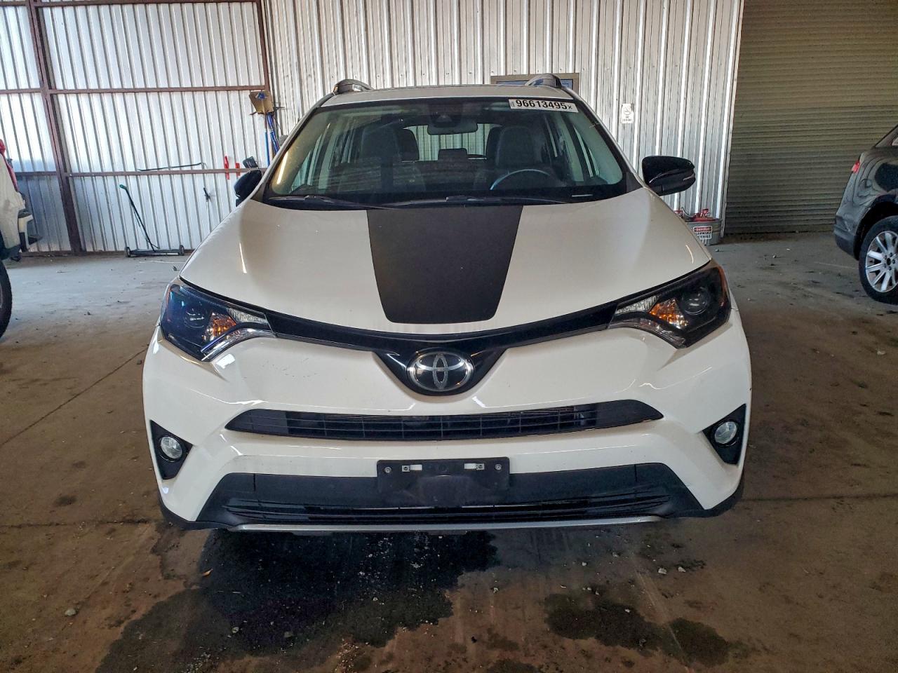 2018 TOYOTA RAV4 ADVENTURE photo 5