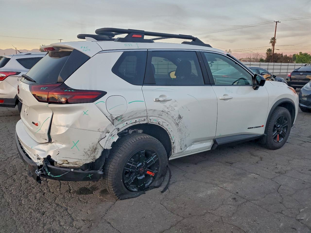 2025 NISSAN ROGUE SV photo 3
