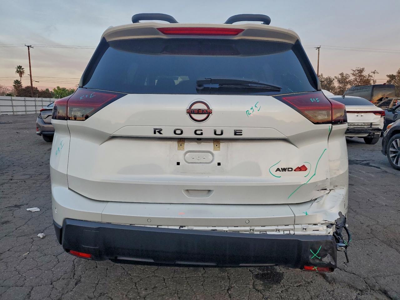 2025 NISSAN ROGUE SV photo 6