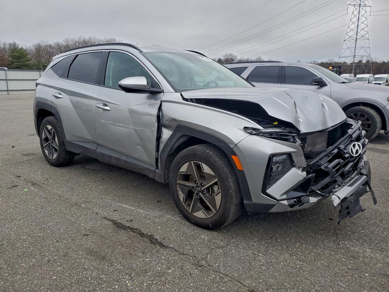 2025 HYUNDAI TUCSON SEL photo 4