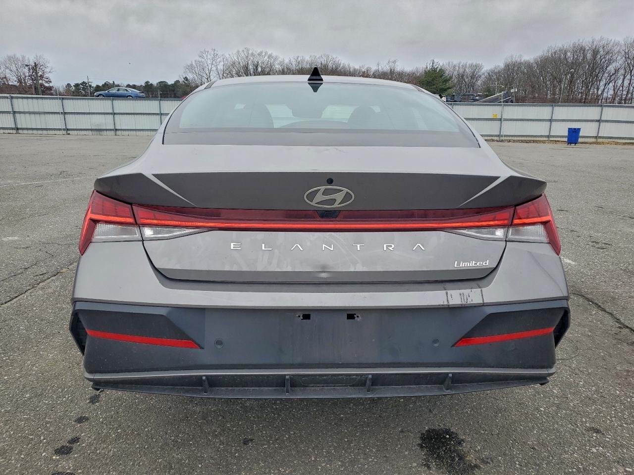 2024 HYUNDAI ELANTRA LIMITED photo 11