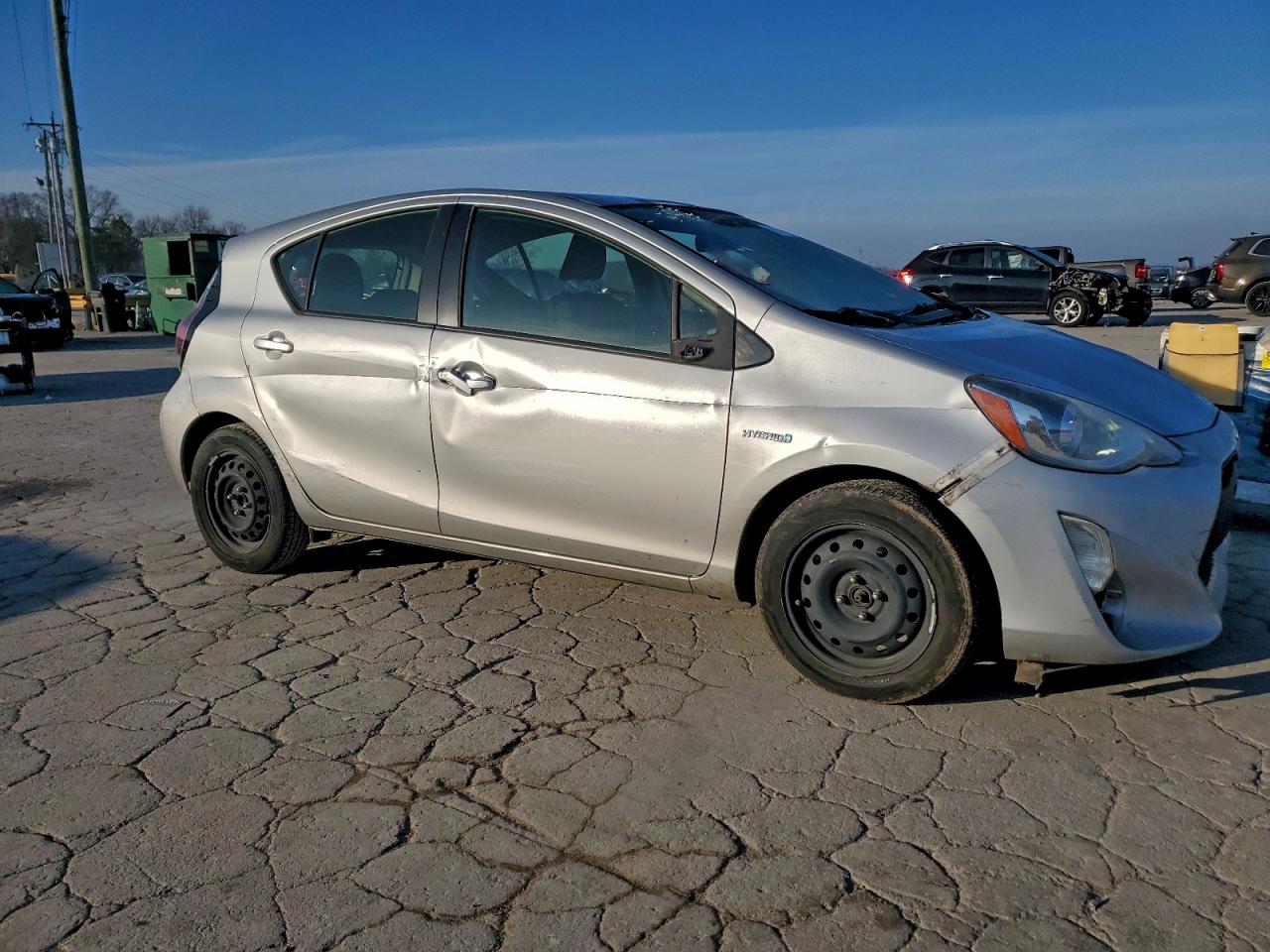 2015 TOYOTA PRIUS C photo 4
