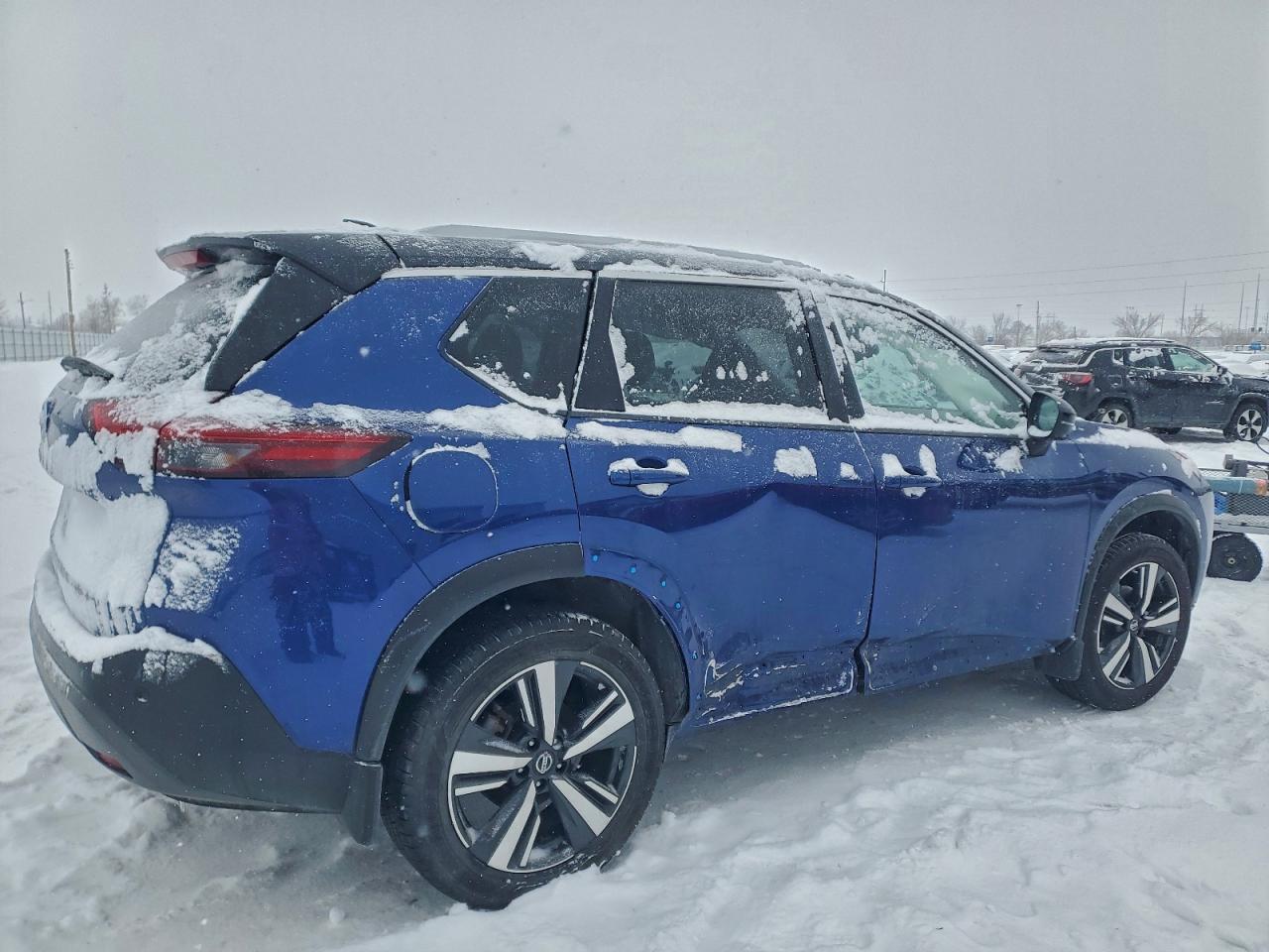 2021 NISSAN ROGUE SL photo 3