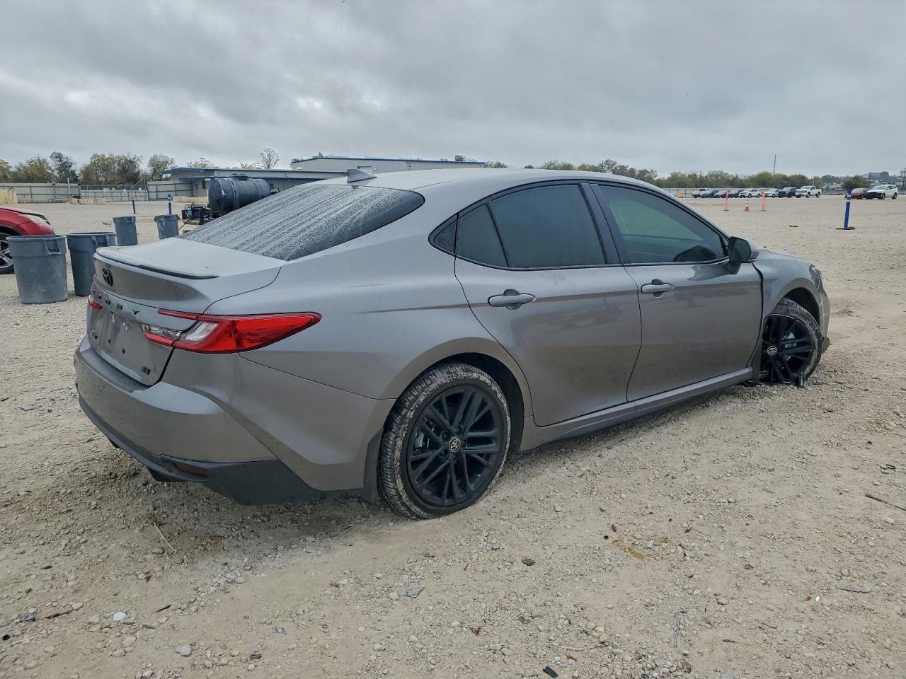 2025 TOYOTA CAMRY XSE photo 3