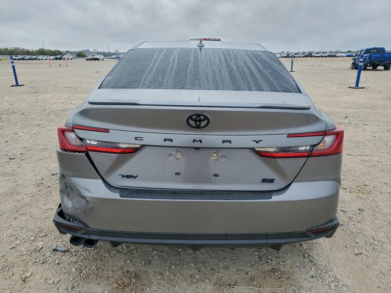 2025 TOYOTA CAMRY XSE photo 6