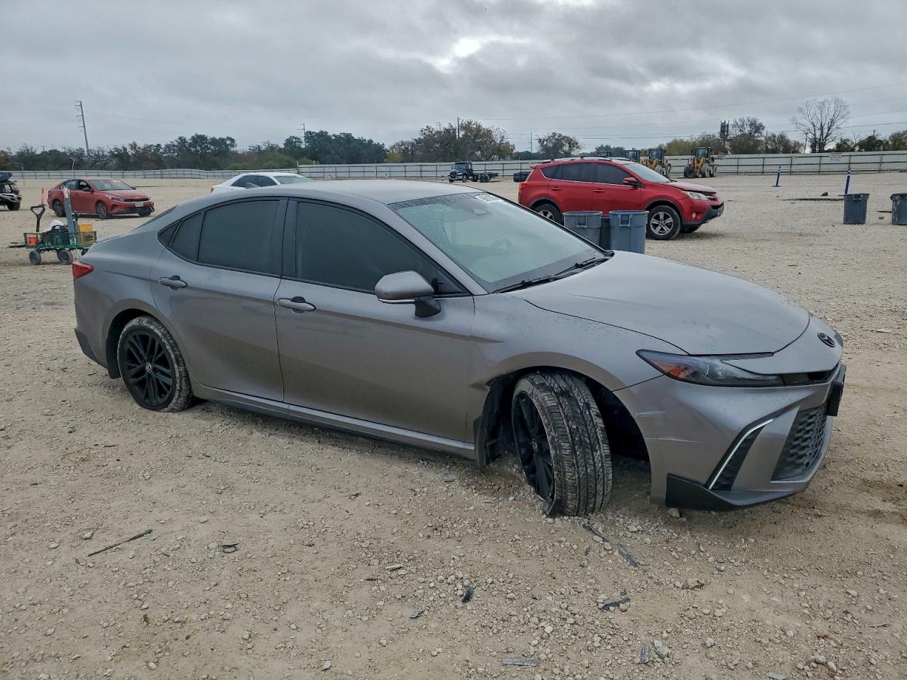 2025 TOYOTA CAMRY XSE photo 4