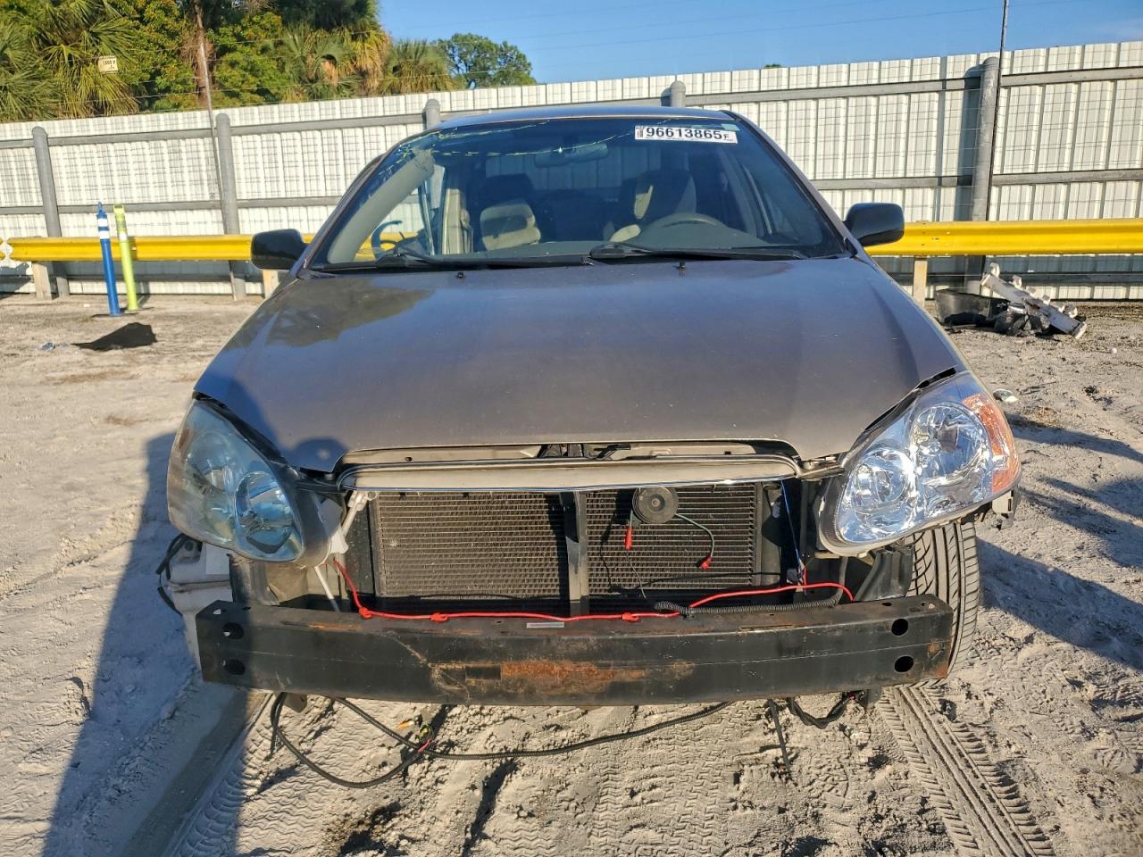 2004 TOYOTA COROLLA CE photo 5