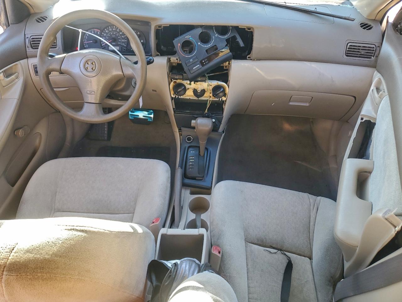 2004 TOYOTA COROLLA CE photo 8