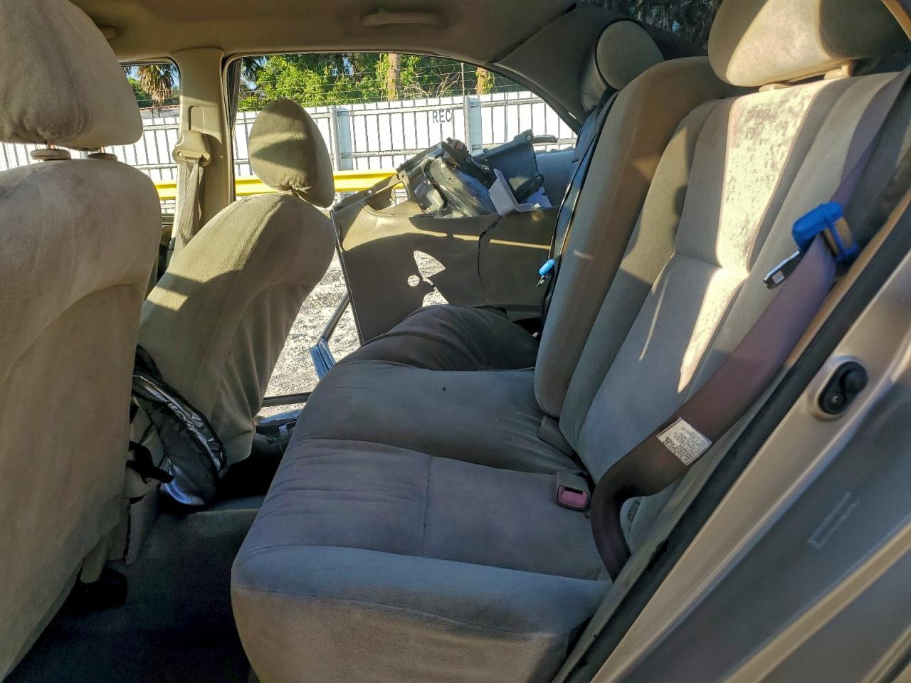 2004 TOYOTA COROLLA CE photo 10