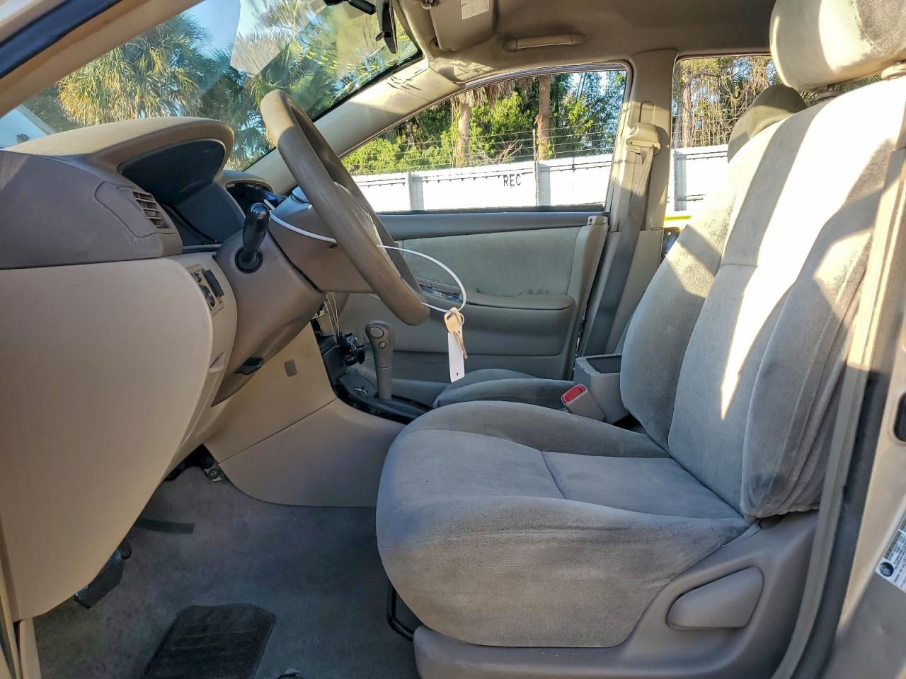 2004 TOYOTA COROLLA CE photo 7