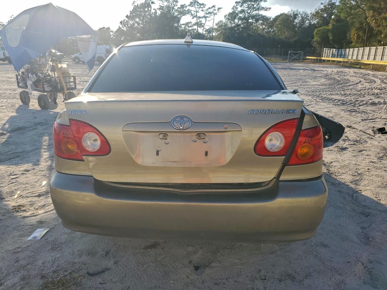 2004 TOYOTA COROLLA CE photo 6