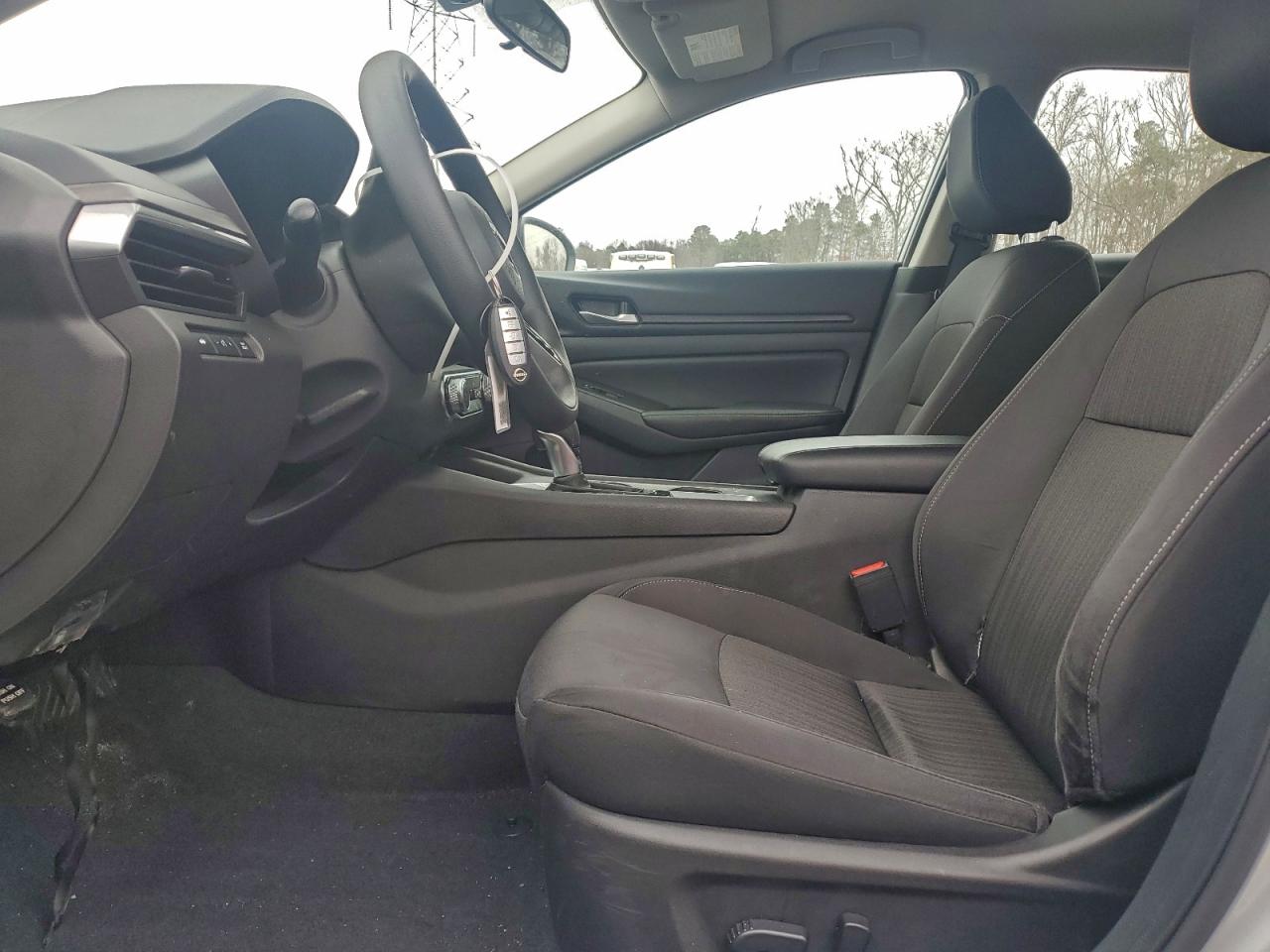 2025 NISSAN ALTIMA SV photo 7
