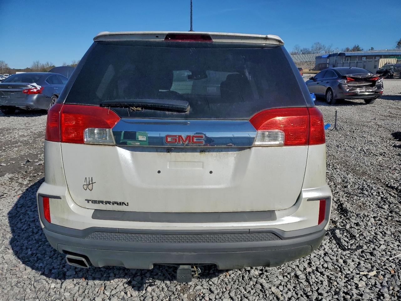 2017 GMC TERRAIN SLE photo 6