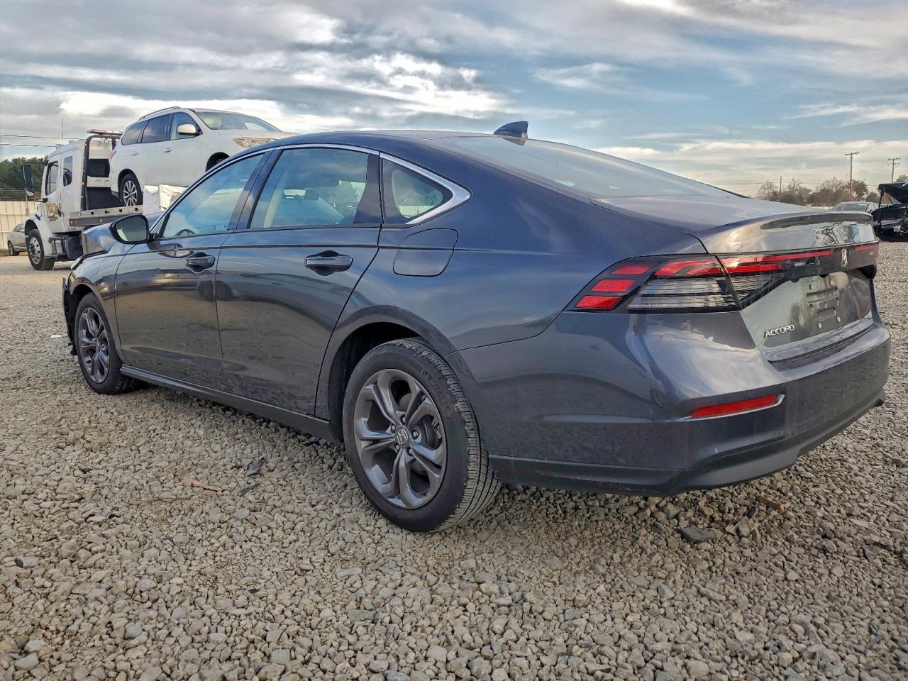 2024 HONDA ACCORD EX photo 2