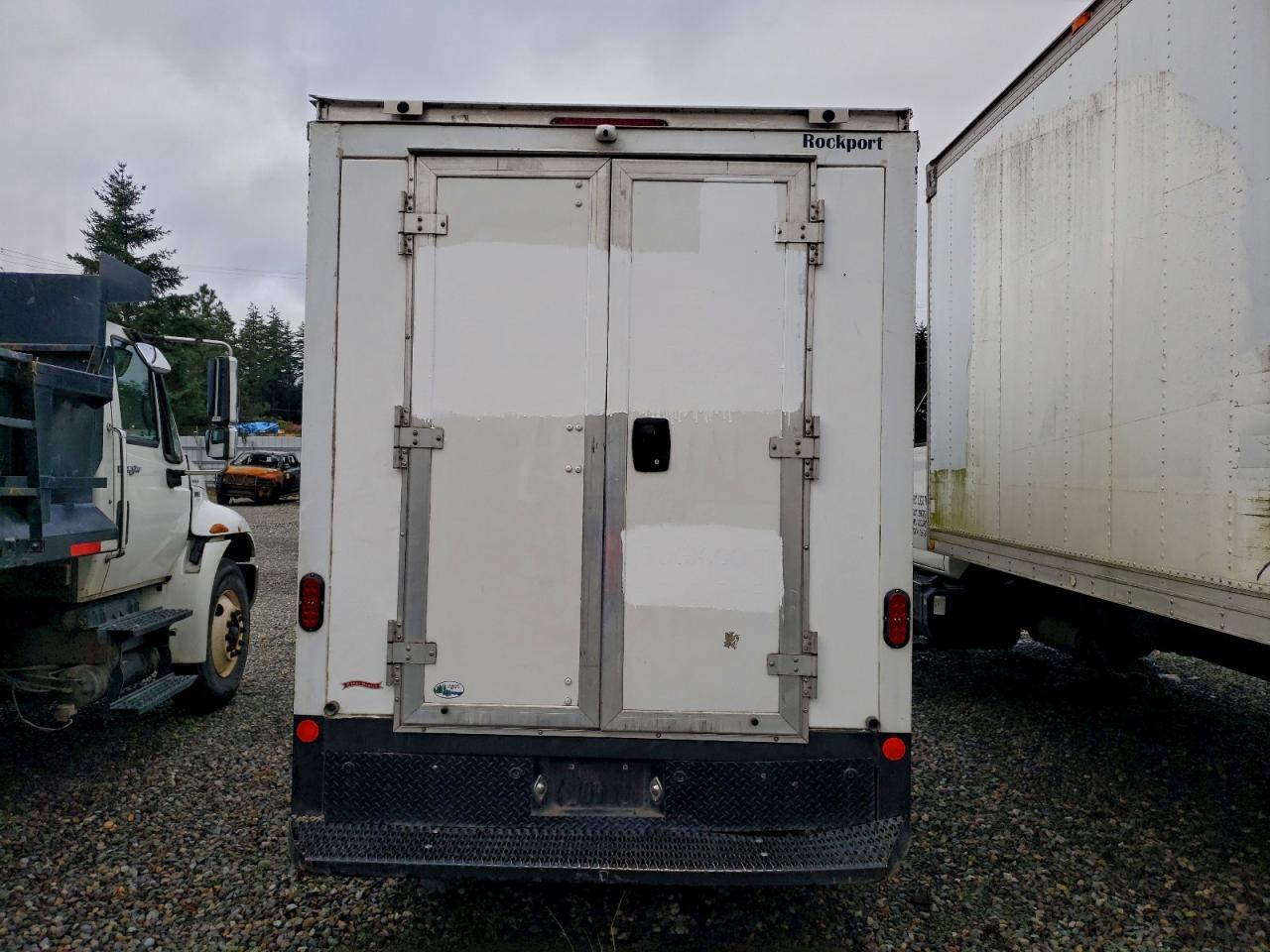 2022 CHEVROLET EXPRESS G3500 DELIVERY TRUCK photo 6