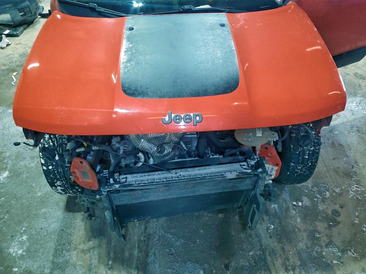 2015 JEEP RENEGADE TRAILHAWK photo 11