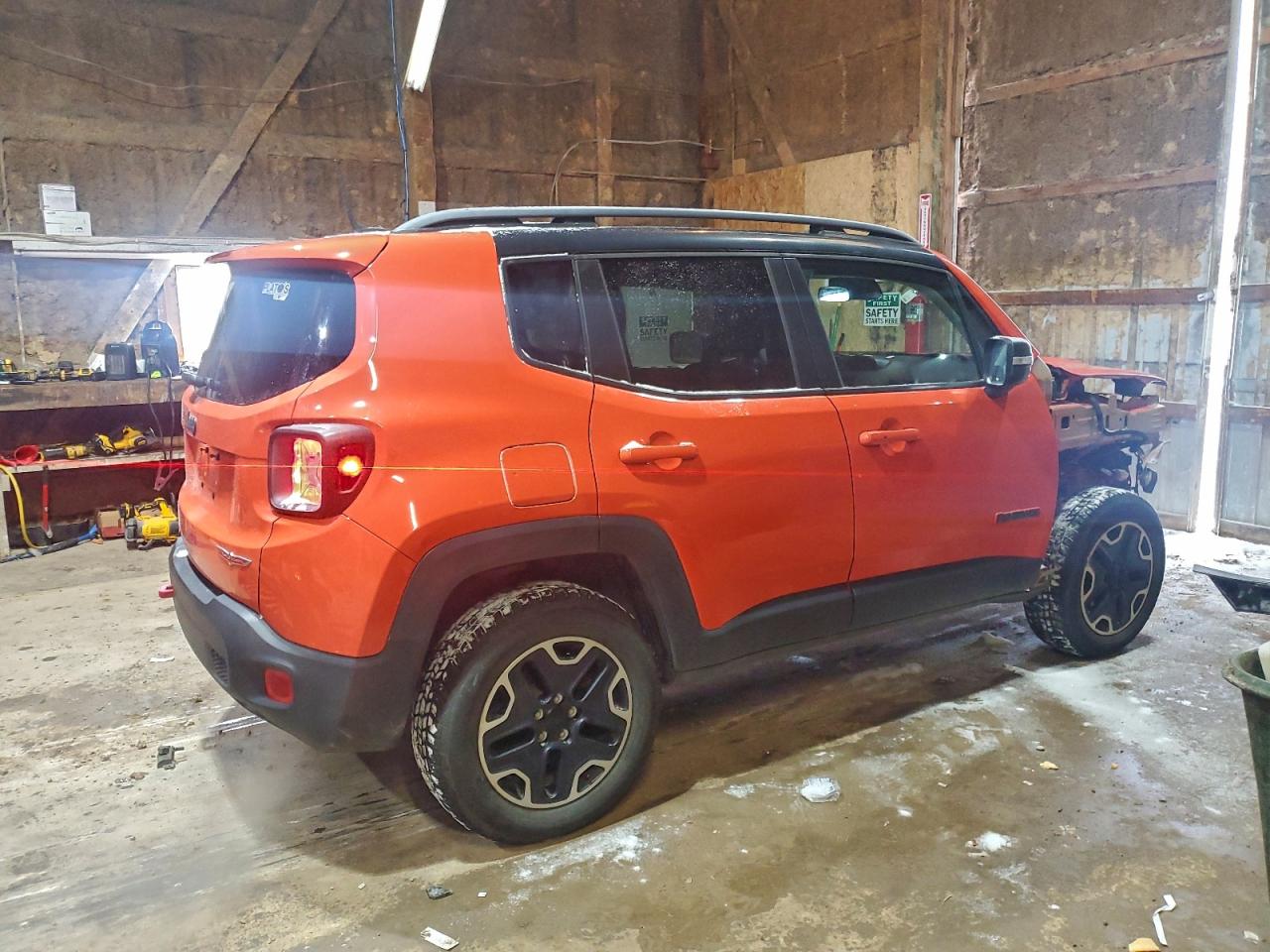 2015 JEEP RENEGADE TRAILHAWK photo 3