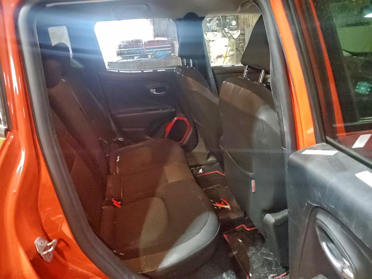 2015 JEEP RENEGADE TRAILHAWK photo 10