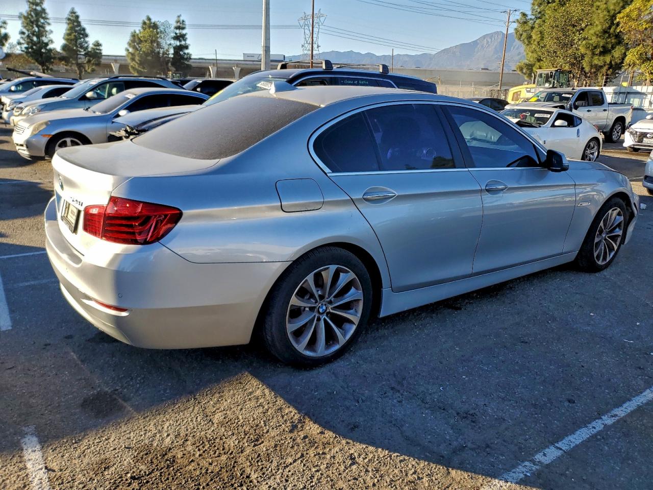 2016 BMW 528 I photo 3