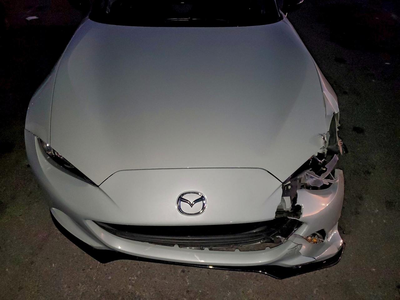 2016 MAZDA MX-5 MIATA CLUB photo 11