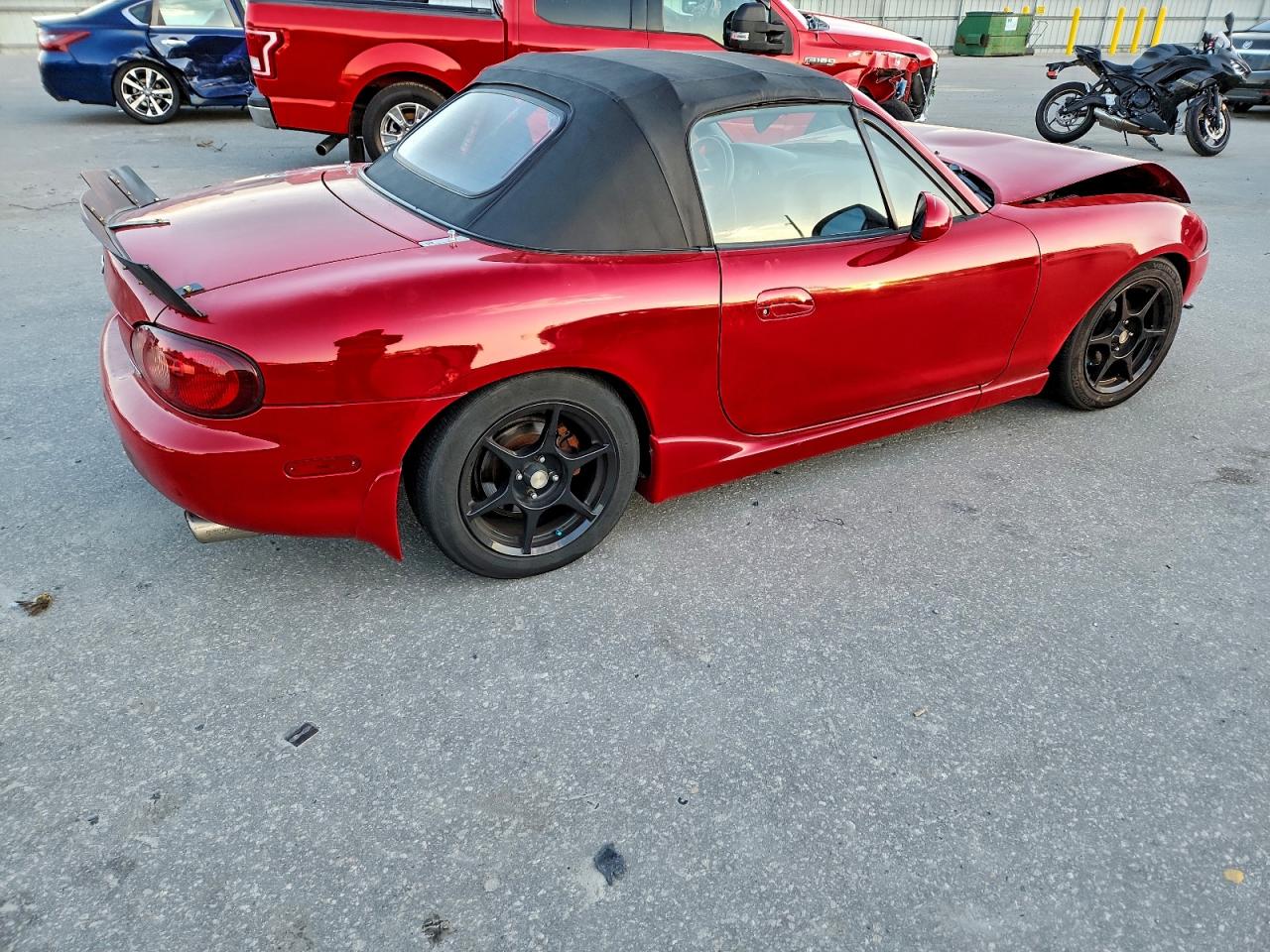 2001 MAZDA MX-5 MIATA BASE photo 3