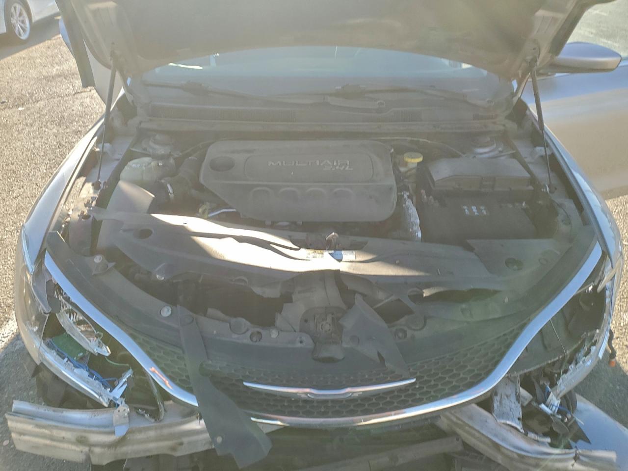 2015 CHRYSLER 200 LIMITED photo 11