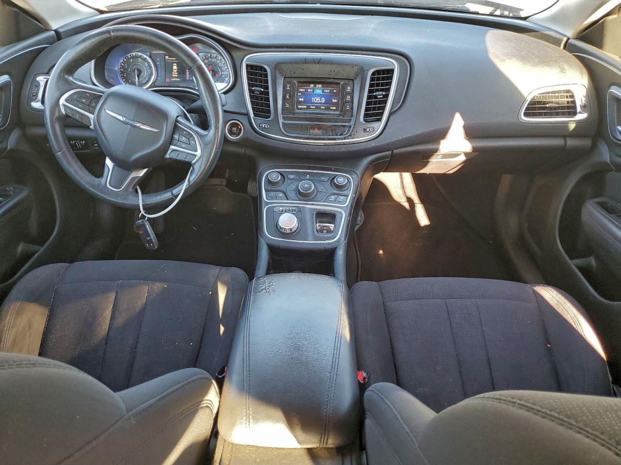 2015 CHRYSLER 200 LIMITED photo 8